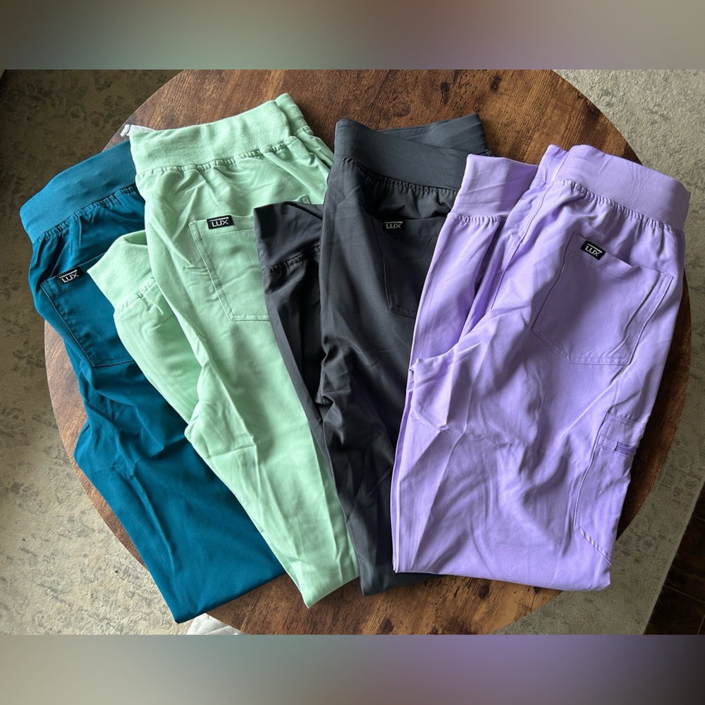 SOLD - NWOT Lux Jogger Scrubs Pants